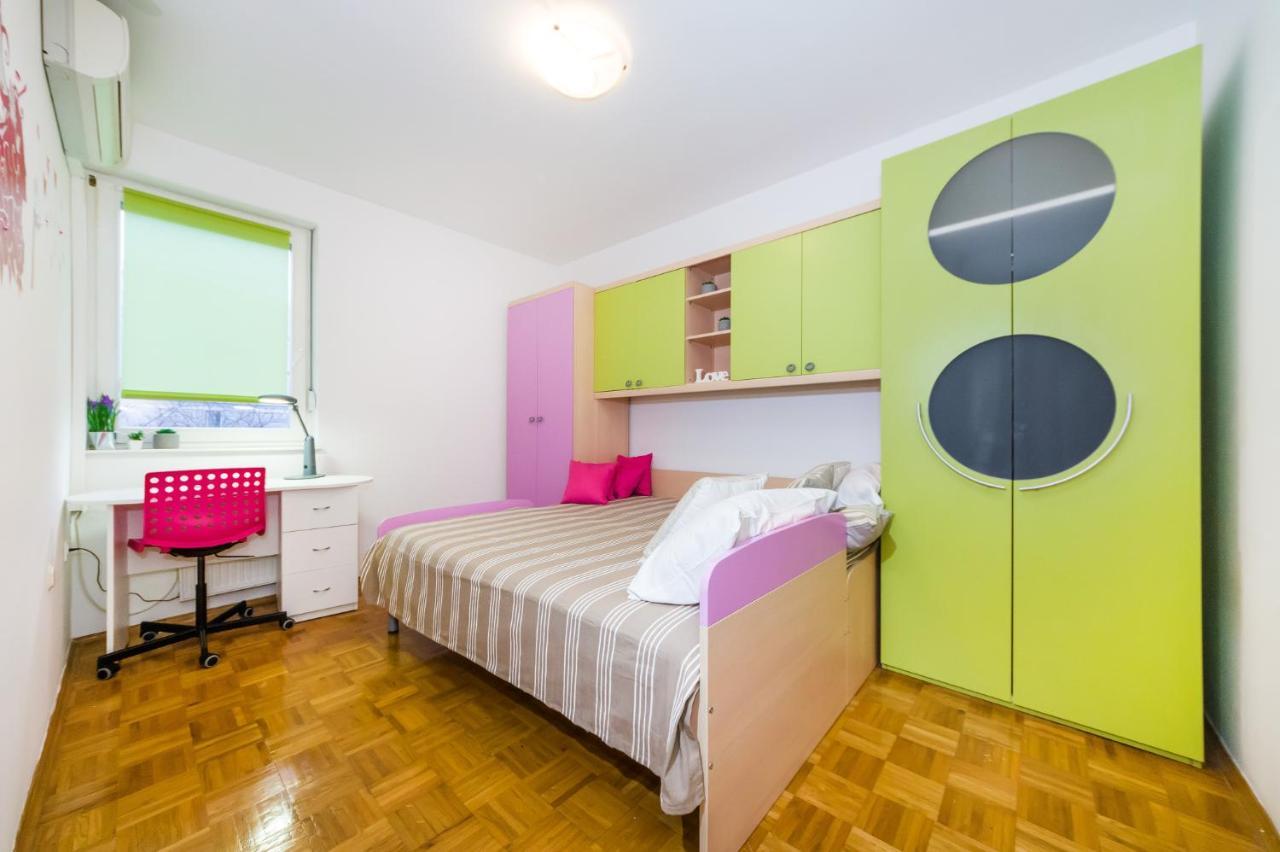 Apartament Petra *