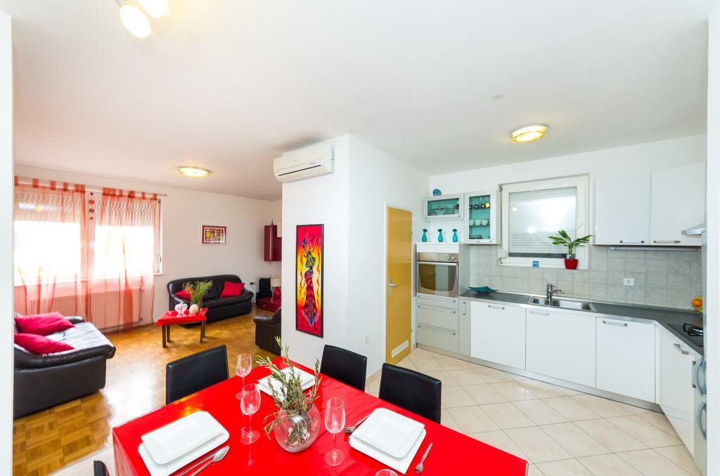 Apartament Petra *